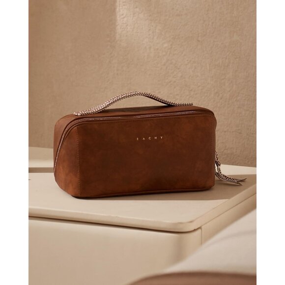 Women AH-Brown Large Capacity Cosmetic Travel Makeup Waterproof Portable Bag - Picture 9 of 10